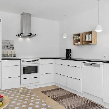Mareike - 200m From The Sea By Interhome